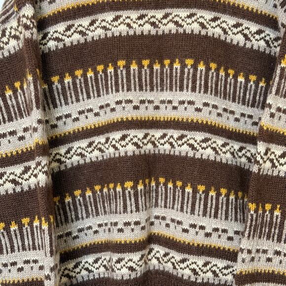 Vintage Women's Cardigan Sweater with Silver Tone Buttons - Picture 6 of 6